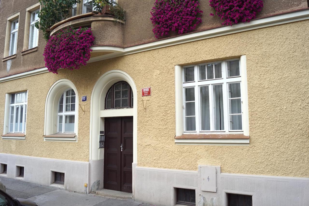 Prague Letna Apartments Екстер'єр фото